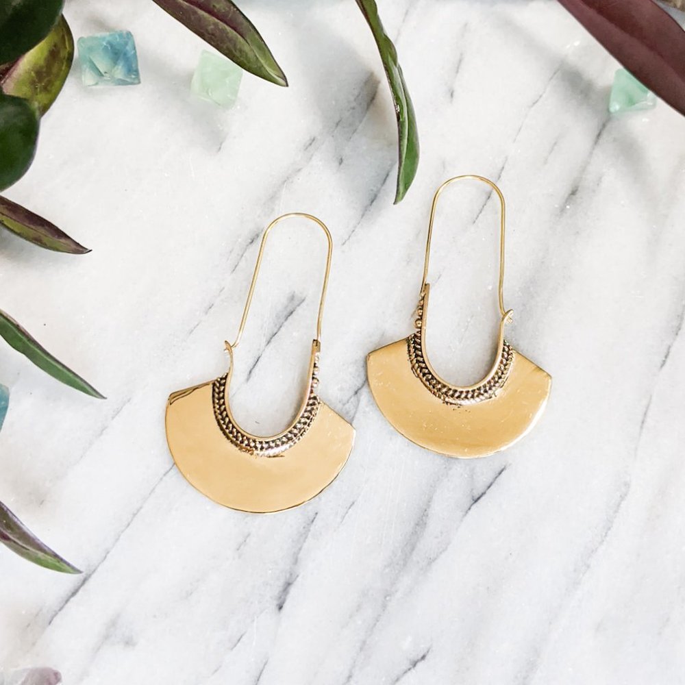 🌸FINAL DROP🌸NWT Brass Half Moon Drop Earrings - Picture 2 of 4